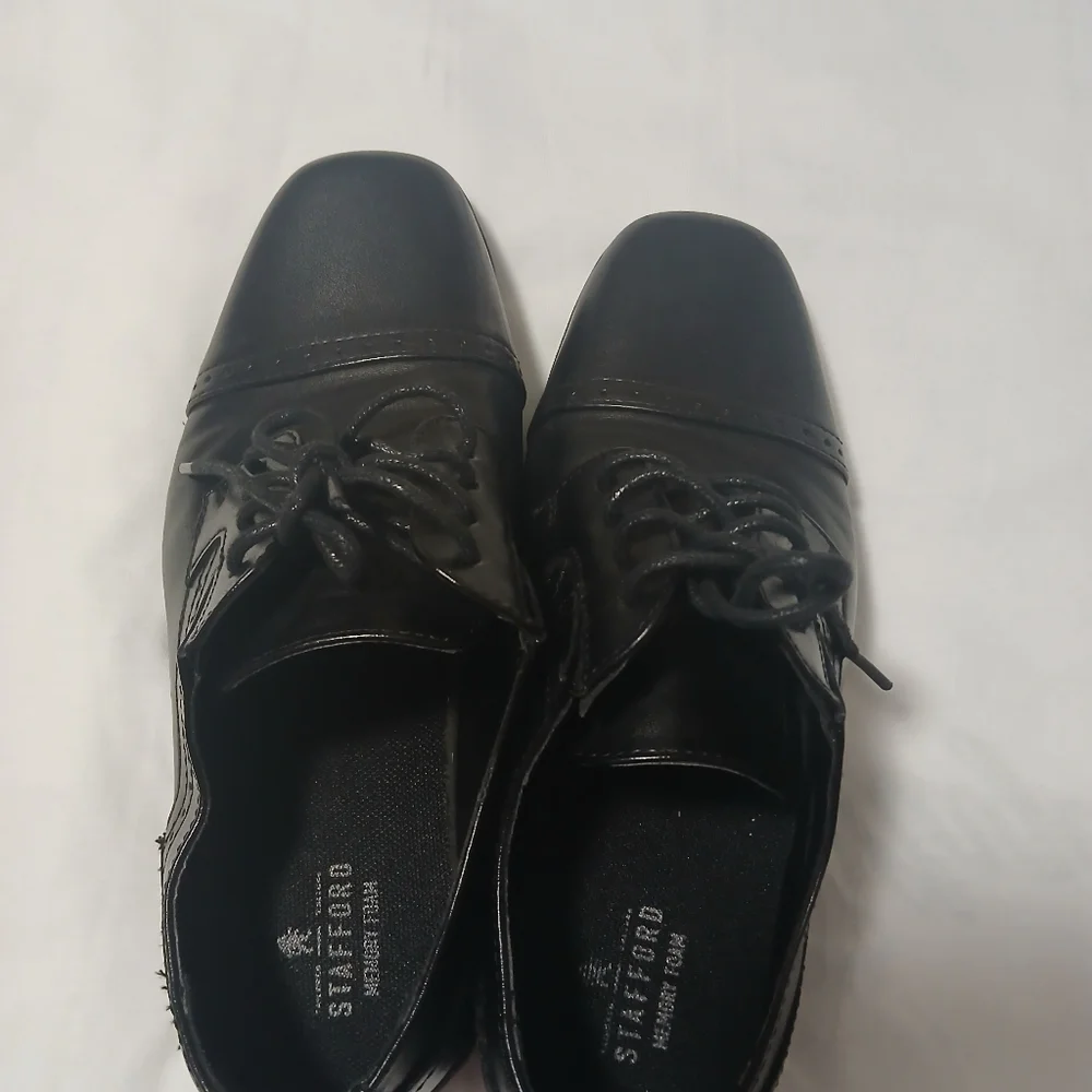 Stafford Black Dress Shoes with‎ Polished Leather Finish